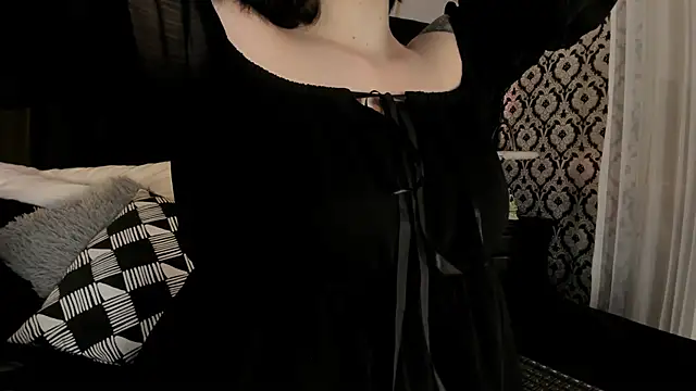 Snapshot of Adeelinee chatting on November 22, 2025, 7:46 pm Adeelinee online show from November 22, 2025, 7:46 pm