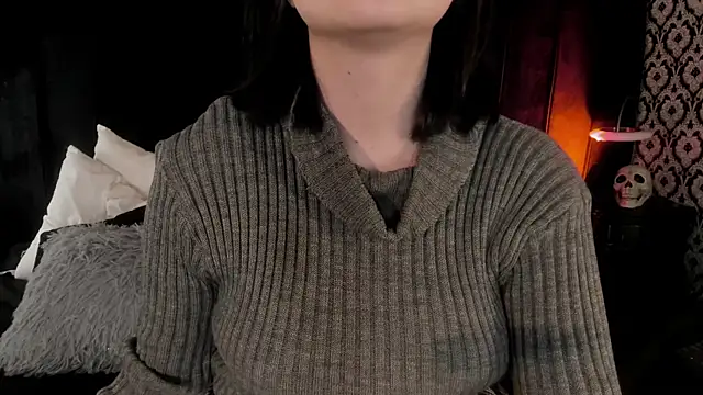 Snapshot of Adeelinee chatting on January 7, 2026, 7:49 pm Adeelinee online show from January 7, 2026, 7:49 pm