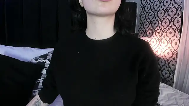 Snapshot of Adeelinee chatting on March 3, 2026, 7:53 pm Adeelinee online show from March 3, 2026, 7:53 pm