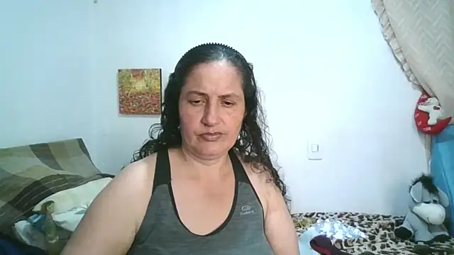 ximenajimenez online show from May 6, 2026, 11:10 pm