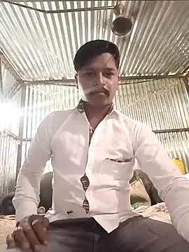 Snapshot of Kartik_bbc_indian chatting on April 2, 2026, 4:10 am Kartik bbc indian online show from April 2, 2026, 4:10 am