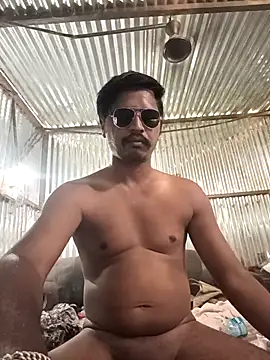 Snapshot of Kartik_bbc_indian chatting on May 8, 2026, 5:35 am Kartik bbc indian online show from May 8, 2026, 5:35 am