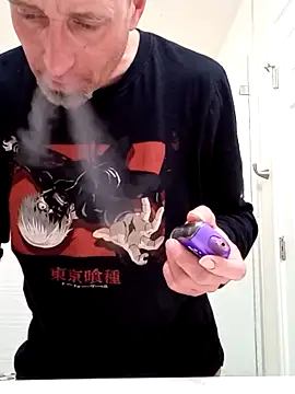 El Gizmo online show from March 15, 2025, 7:05 pm