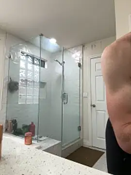 El Gizmo online show from October 26, 2025, 5:30 pm