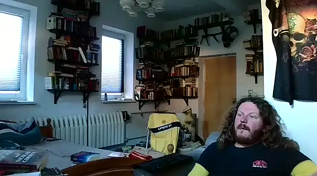 sunr1sa online show from March 17, 2025, 4:33 pm