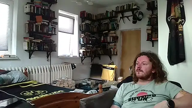 sunr1sa online show from November 18, 2025, 7:24 am