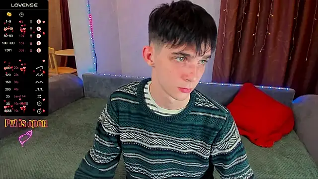 Aaron Boom online show from October 27, 2025, 12:26 am