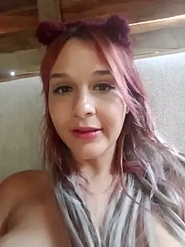 Snapshot of KeylacabreraC chatting on November 1, 2025, 2:41 pm KeylacabreraC online show from November 1, 2025, 2:41 pm