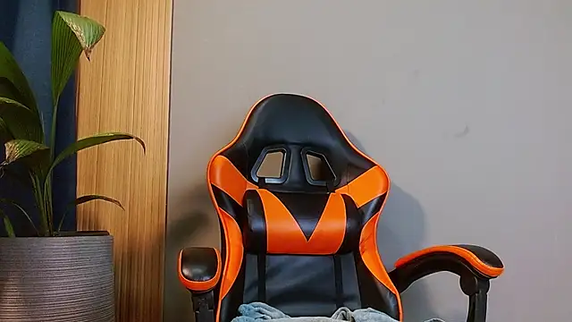 Mr WhiteCock online show from September 18, 2025, 10:56 pm