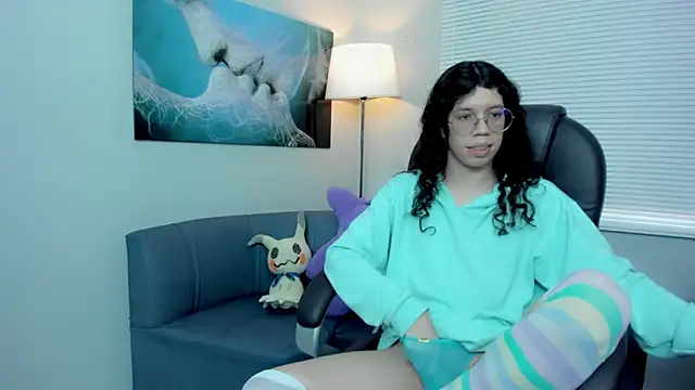 Angel Dust18 online show from November 21, 2025, 3:11 pm