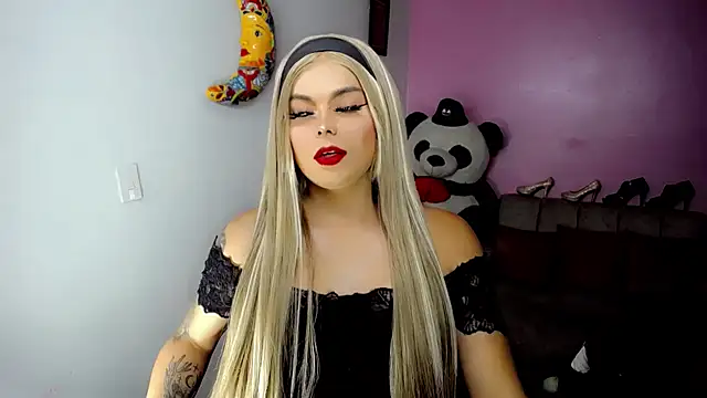 Snapshot of SweetKim21 chatting on January 20, 2025, 5:26 am SweetKim21 online show from January 20, 2025, 5:26 am