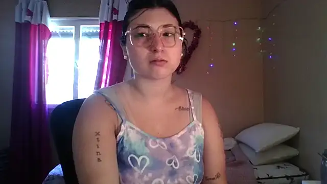 imsohornydacom online show from February 7, 2026, 3:16 pm