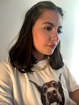 sukhakunis1 online show from October 4, 2025, 5:33 pm