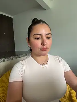 sukhakunis1 online show from July 24, 2026, 2:15 pm