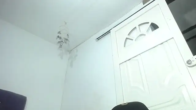 Squirter pussybomb online show from July 26, 2026, 7:26 am