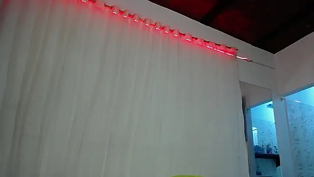 Snapshot of ZoeKuipers13 chatting on December 1, 2024, 9:15 pm ZoeKuipers13 online show from December 1, 2024, 9:15 pm