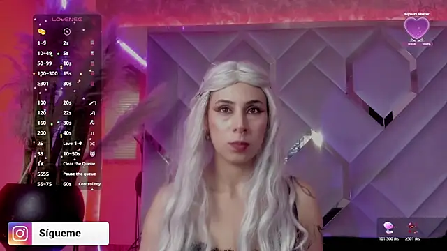 Snapshot of Sara_Foxx1 chatting on December 15, 2025, 9:30 pm Sara Foxx1 online show from December 15, 2025, 9:30 pm