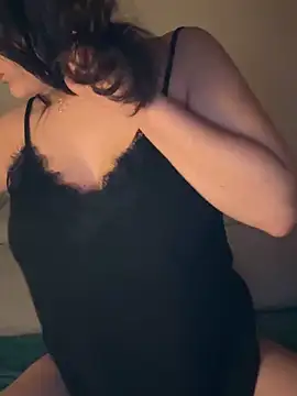 Snapshot of Its_Jade chatting on January 6, 2025, 6:52 pm Its Jade online show from January 6, 2025, 6:52 pm