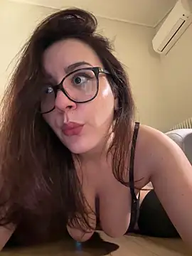 Snapshot of Its_Jade chatting on March 10, 2026, 8:47 pm Its Jade online show from March 10, 2026, 8:47 pm