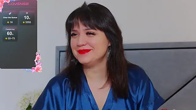 BellaHillss online show from February 17, 2025, 7:58 am