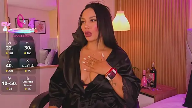 Dakota diaz  online show from December 3, 2025, 8:51 pm