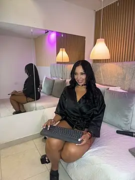 Dakota diaz  online show from July 26, 2026, 7:43 pm