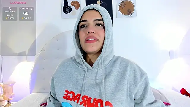 Umarani  online show from November 28, 2025, 6:32 pm