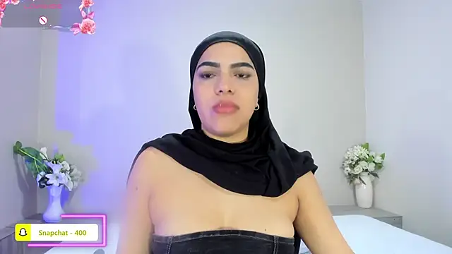 Snapshot of Umarani_ chatting on June 27, 2026, 12:22 pm Umarani online show from June 27, 2026, 12:22 pm