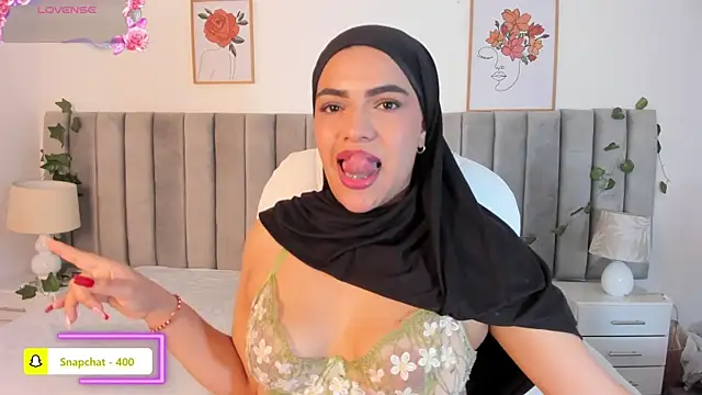 Snapshot of Umarani_ chatting on July 29, 2026, 6:39 pm Umarani online show from July 29, 2026, 6:39 pm