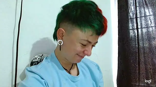 tomboyblue online show from February 24, 2025, 2:37 pm