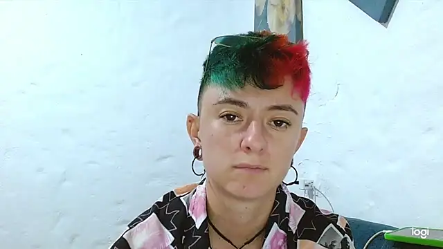 tomboyblue online show from February 26, 2025, 12:16 am