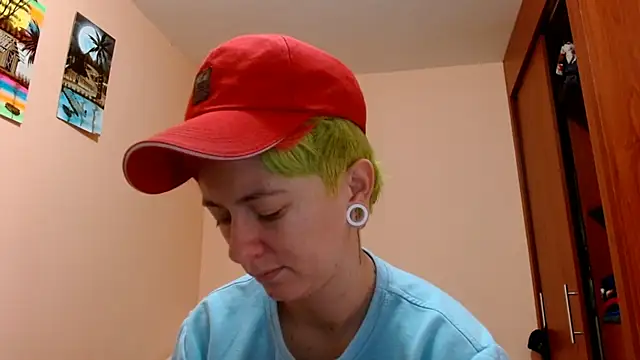 Snapshot of tomboyblue chatting on July 28, 2026, 7:39 pm tomboyblue online show from July 28, 2026, 7:39 pm