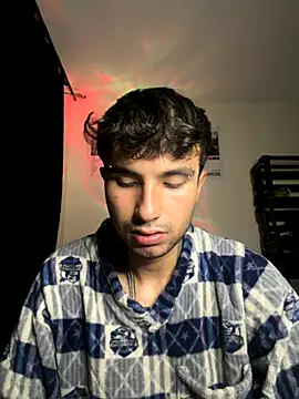Snapshot of Hairylover_boy chatting on September 18, 2025, 5:09 am Hairylover boy online show from September 18, 2025, 5:09 am