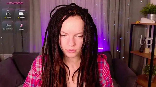 CoreyJane online show from November 20, 2025, 4:34 am