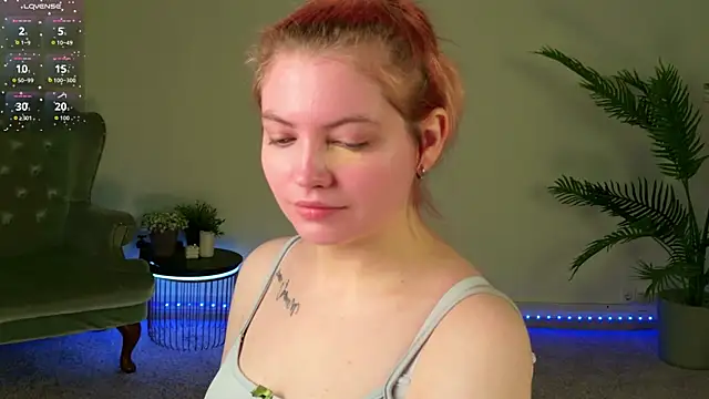 Snapshot of Lisa_Adam chatting on June 13, 2026, 4:38 pm Lisa Adam online show from June 13, 2026, 4:38 pm
