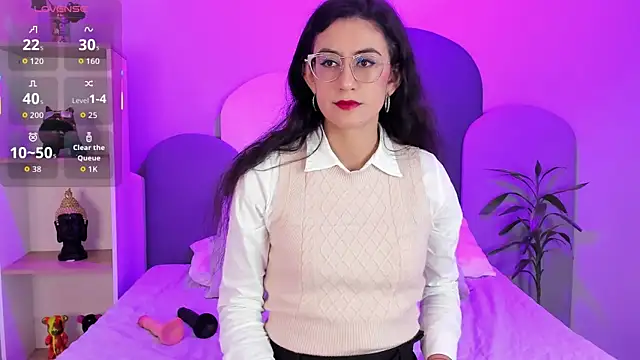 SophieGomez22 online show from October 25, 2025, 11:40 am