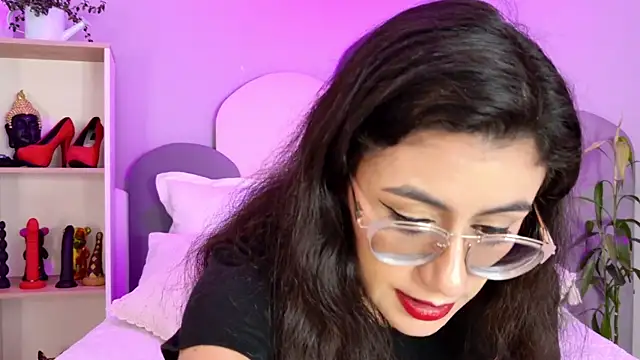 SophieGomez22 online show from July 29, 2026, 11:41 am