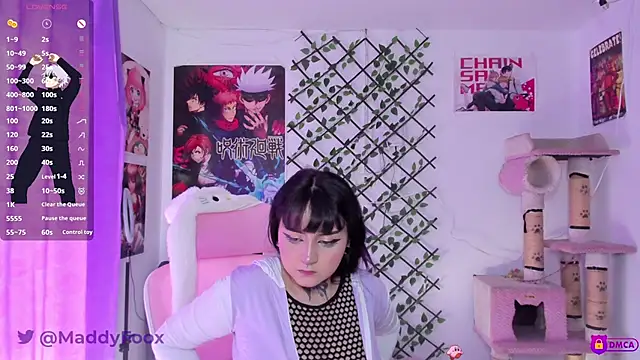 MaddyFooxx online show from April 30, 2026, 10:03 pm