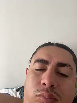 DanielGomez9 online show from March 28, 2026, 1:33 pm