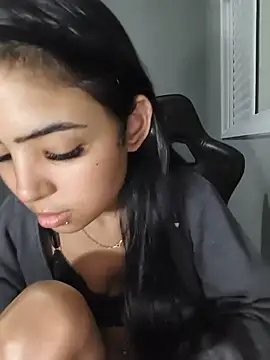 Snapshot of Livia_Diaz chatting on July 11, 2026, 1:30 am Livia Diaz online show from July 11, 2026, 1:30 am
