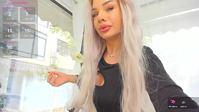 Snapshot of Russian_Ava chatting on October 27, 2025, 9:02 am Russian Ava online show from October 27, 2025, 9:02 am