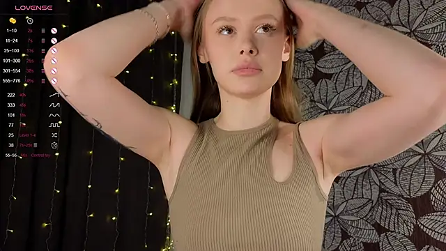 Snapshot of TaraSims chatting on February 6, 2025, 11:15 pm TaraSims online show from February 6, 2025, 11:15 pm