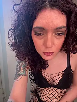 Strawberry queen91 online show from February 19, 2026, 2:02 pm