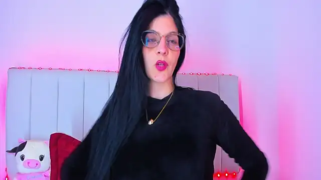 caro lyne  online show from July 22, 2026, 8:55 pm