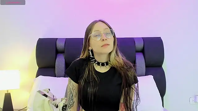 Snapshot of Siouxsie_cenobite chatting on January 17, 2025, 10:55 am Siouxsie cenobite online show from January 17, 2025, 10:55 am