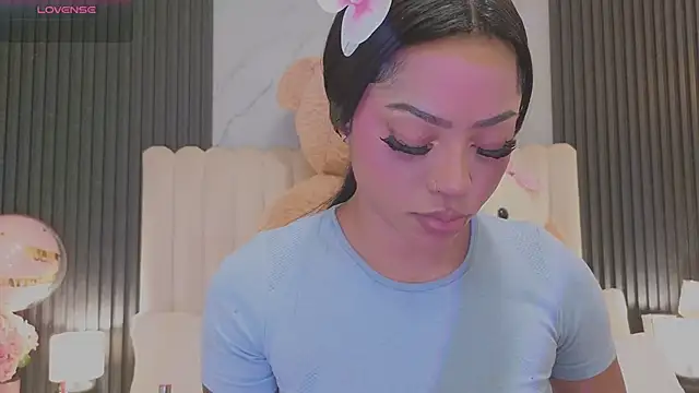 Madiee Rhea online show from June 3, 2026, 9:09 pm