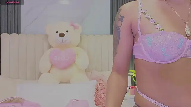Madiee Rhea online show from June 16, 2026, 8:00 pm