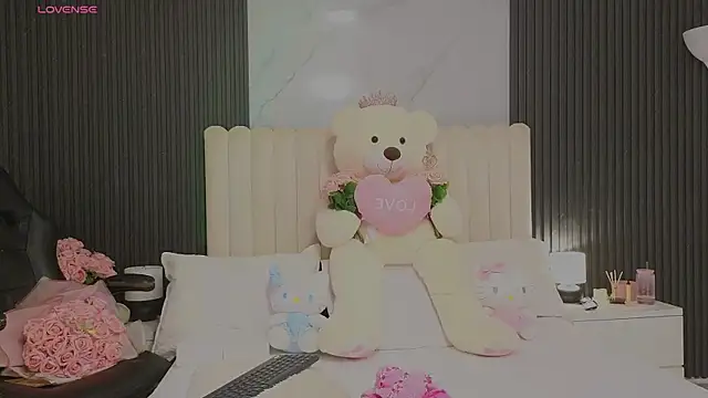 Madiee Rhea online show from July 29, 2026, 7:56 pm