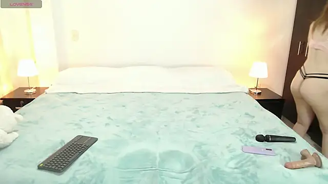 Snapshot of crissticutte chatting on January 27, 2025, 4:20 am crissticutte online show from January 27, 2025, 4:20 am