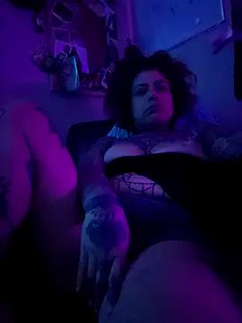 inkdbabz 33 online show from February 24, 2026, 8:01 am